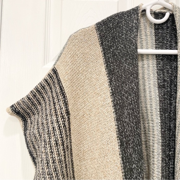 Anthropologie Do Everything in Love Side Tie Duster - Picture 3 of 10